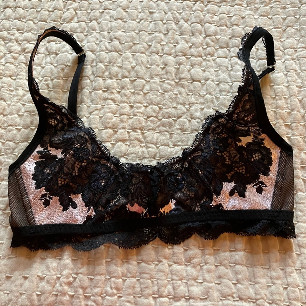 Victoria’s Secret lace bralette